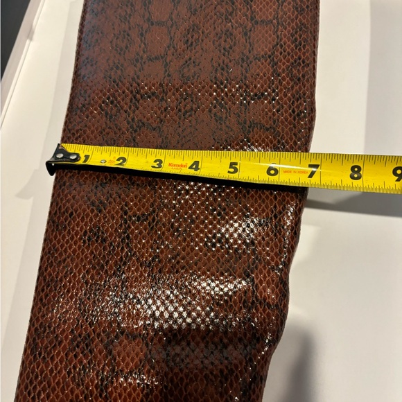 Beautiful never worn BCB generation brown snake pony toe boots - Picture 9 of 9